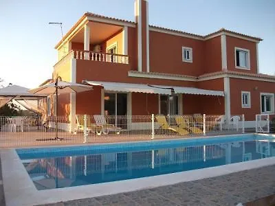 Moradia Villa *